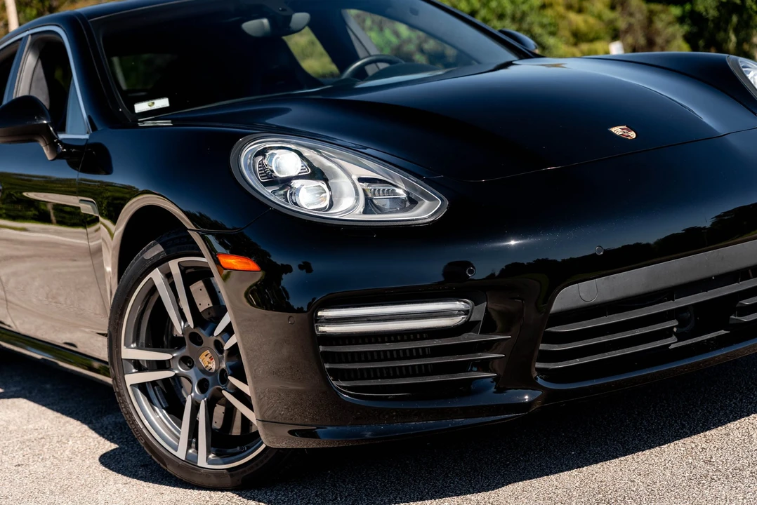 2015 Porsche 970 Panamera Turbo - Image 16 of 31