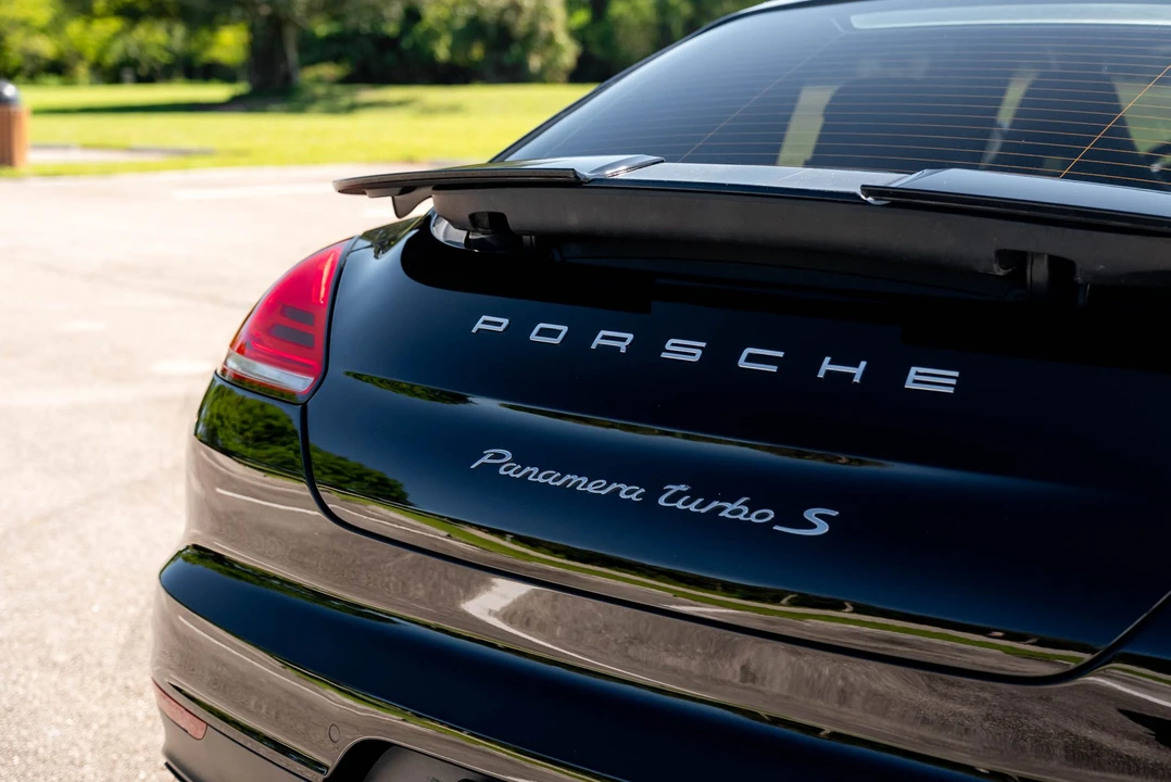 2015 Porsche 970 Panamera Turbo - Image 28 of 31