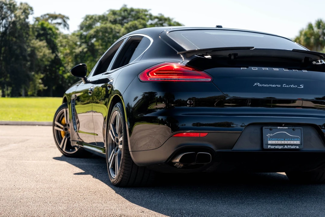 2015 Porsche 970 Panamera Turbo - Image 18 of 31