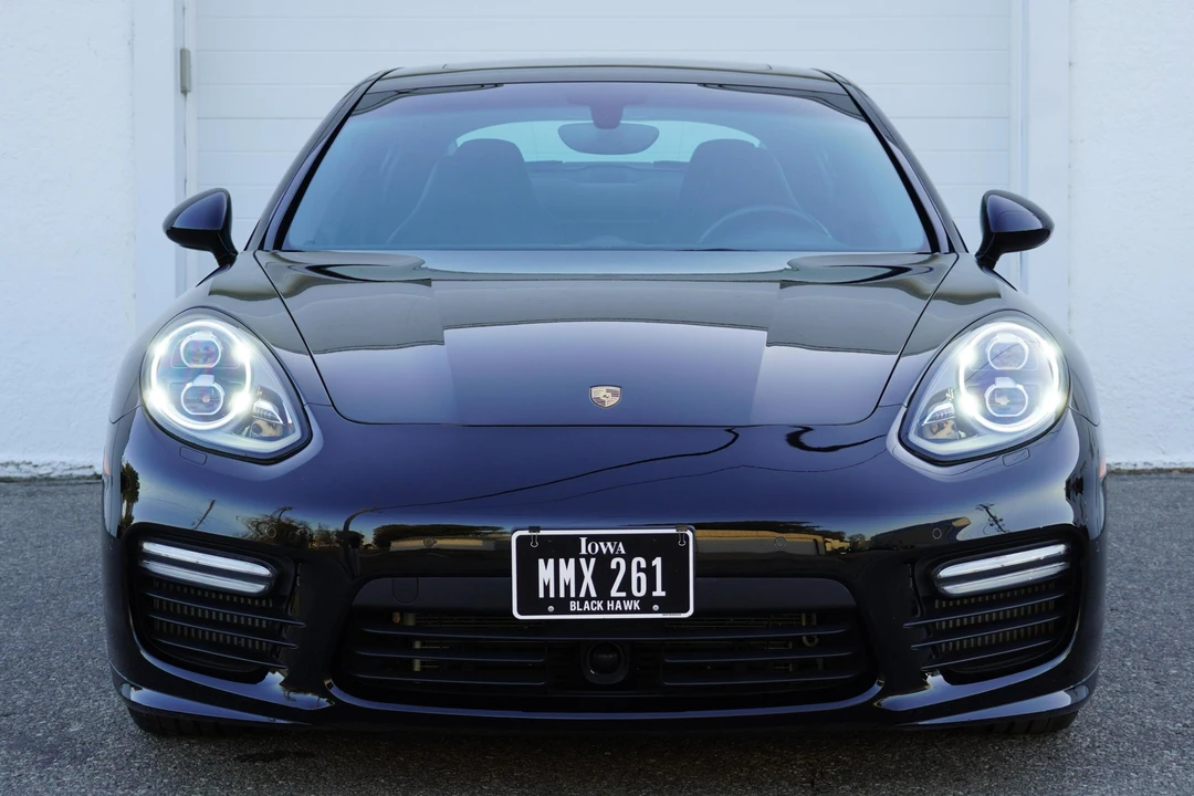 2015 Porsche 970 Panamera Turbo - Image 2 of 31