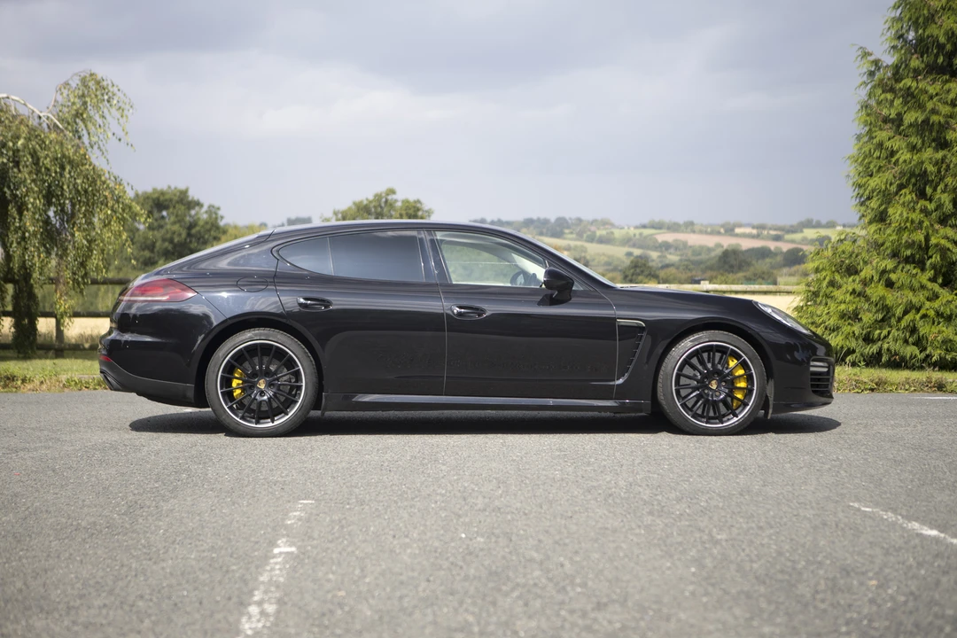 2015 Porsche 970 Panamera Turbo - Image 4 of 31