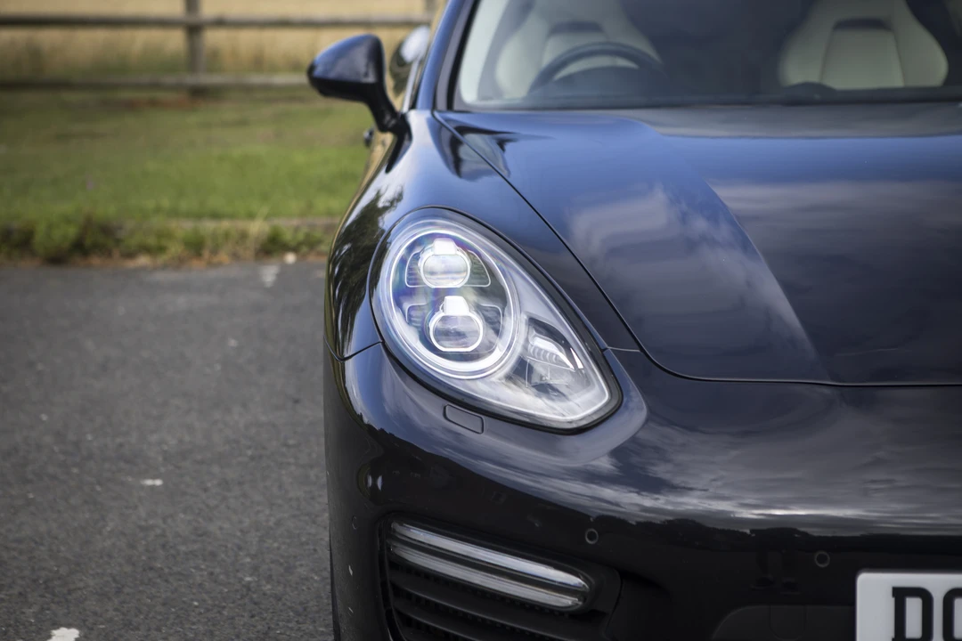 2015 Porsche 970 Panamera Turbo - Image 12 of 31