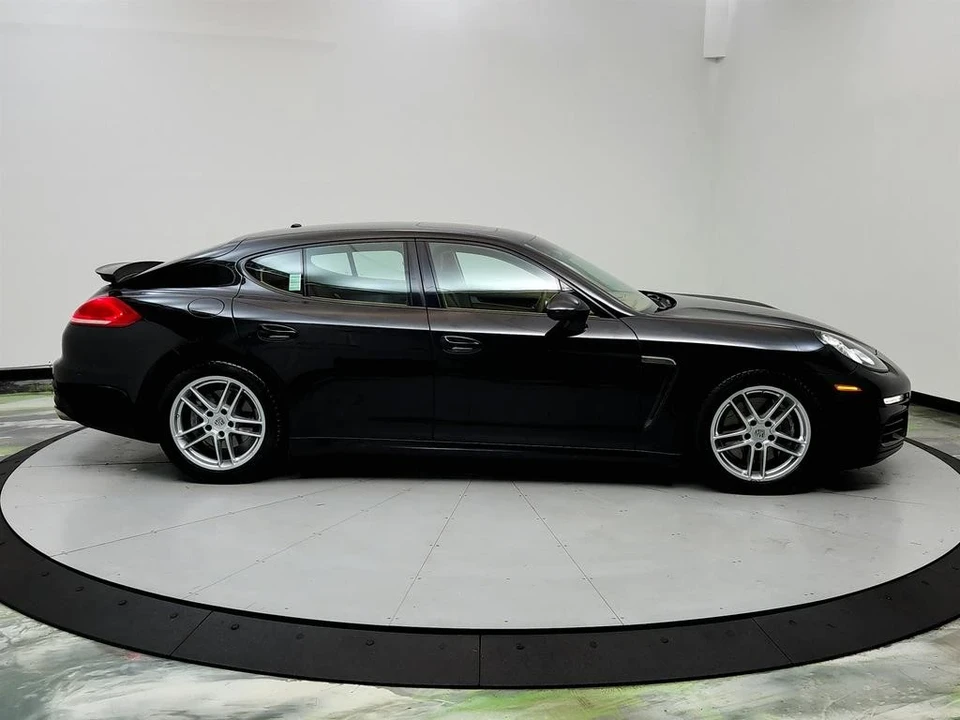 2015 Porsche 970 Panamera - Image 4 of 21