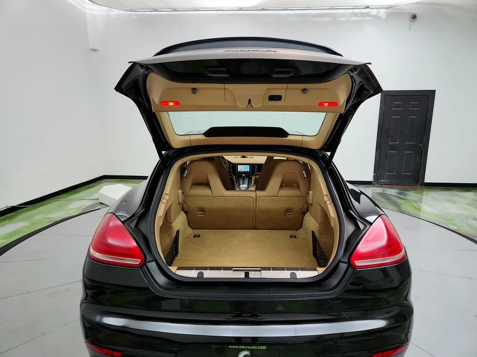 2015 Porsche 970 Panamera - Image 20 of 21