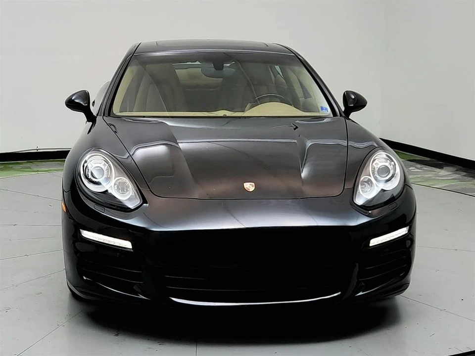 2015 Porsche 970 Panamera - Image 2 of 21