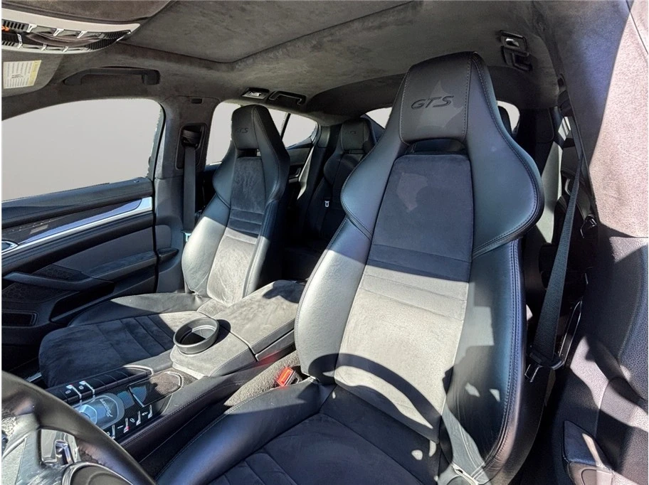 2015 Porsche 970 Panamera - Image 16 of 21