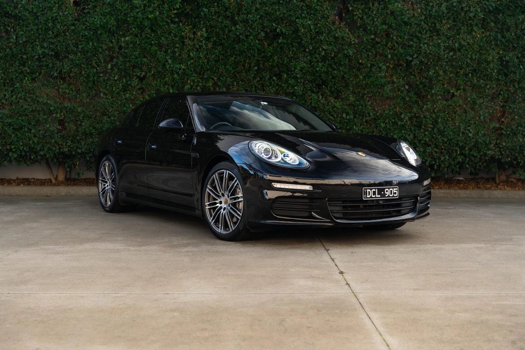 2015 Porsche 970 Panamera - Image 3 of 31