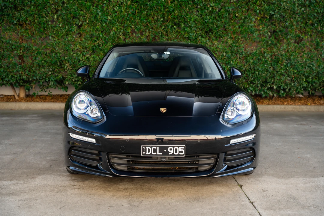 2015 Porsche 970 Panamera - Image 2 of 31
