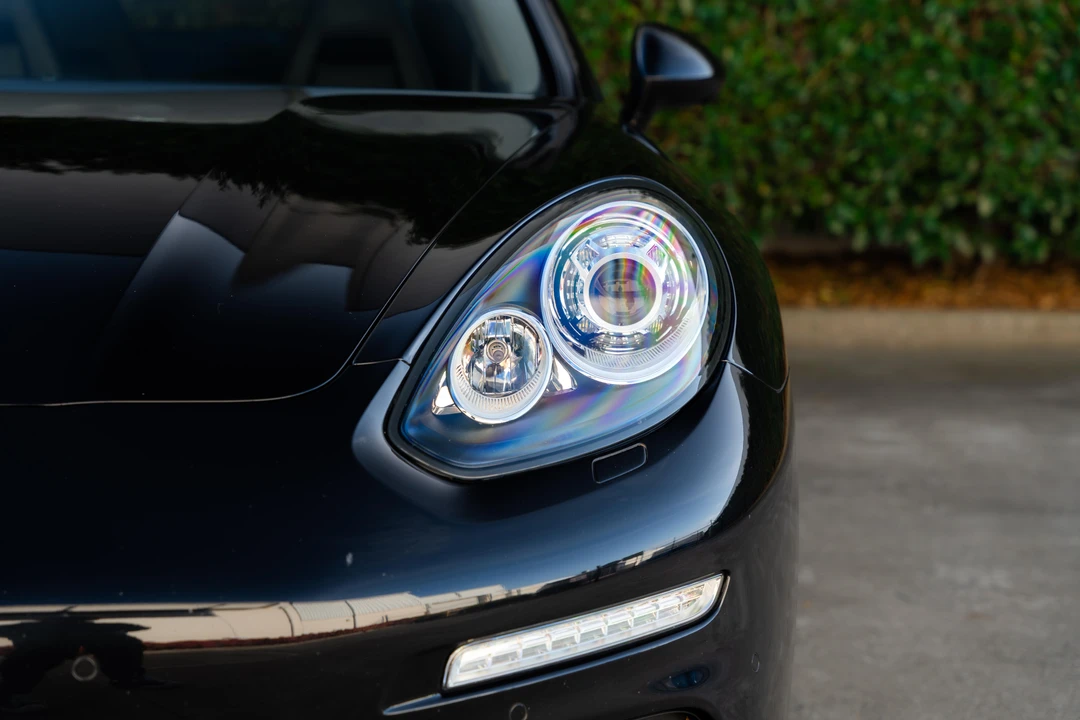 2015 Porsche 970 Panamera - Image 21 of 31