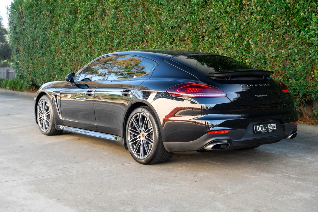 2015 Porsche 970 Panamera - Image 7 of 31
