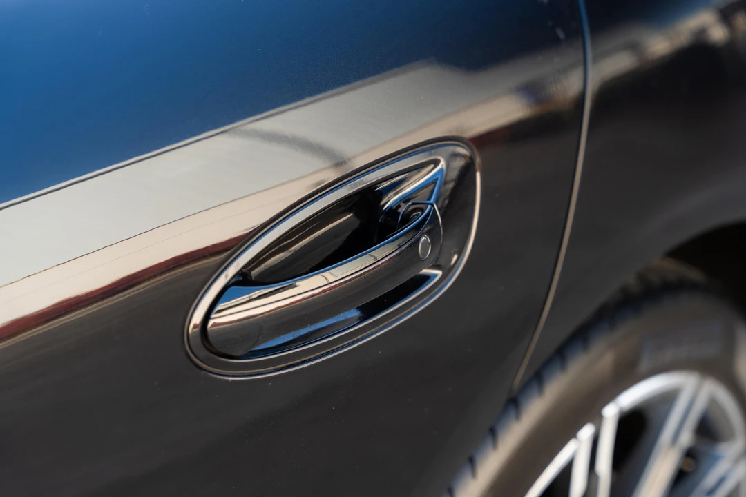 2015 Porsche 970 Panamera - Image 26 of 31