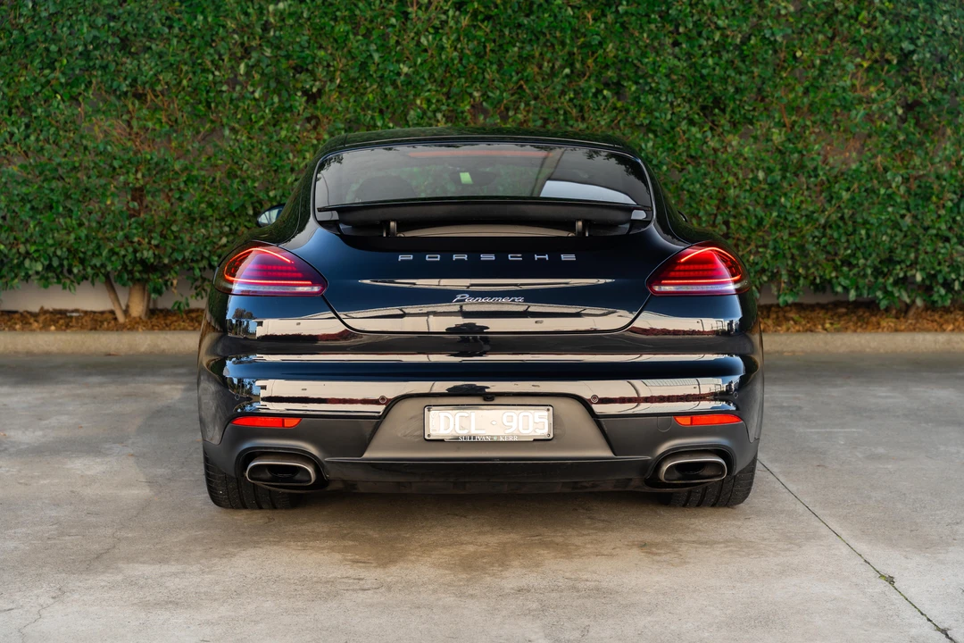 2015 Porsche 970 Panamera - Image 6 of 31