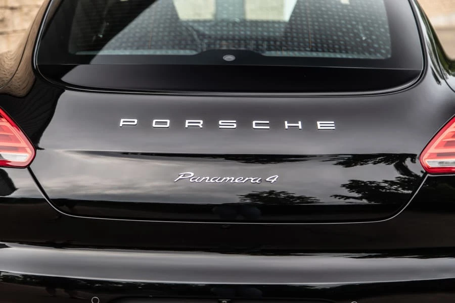2015 Porsche 970 Panamera - Image 12 of 12