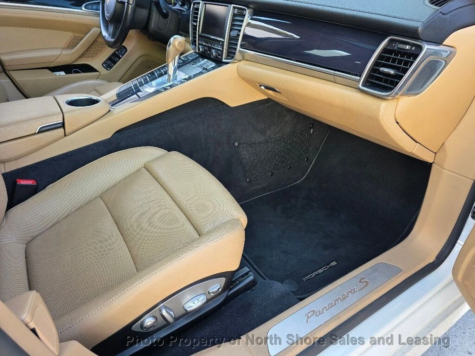 2015 Porsche Panamera - Image 12 of 12