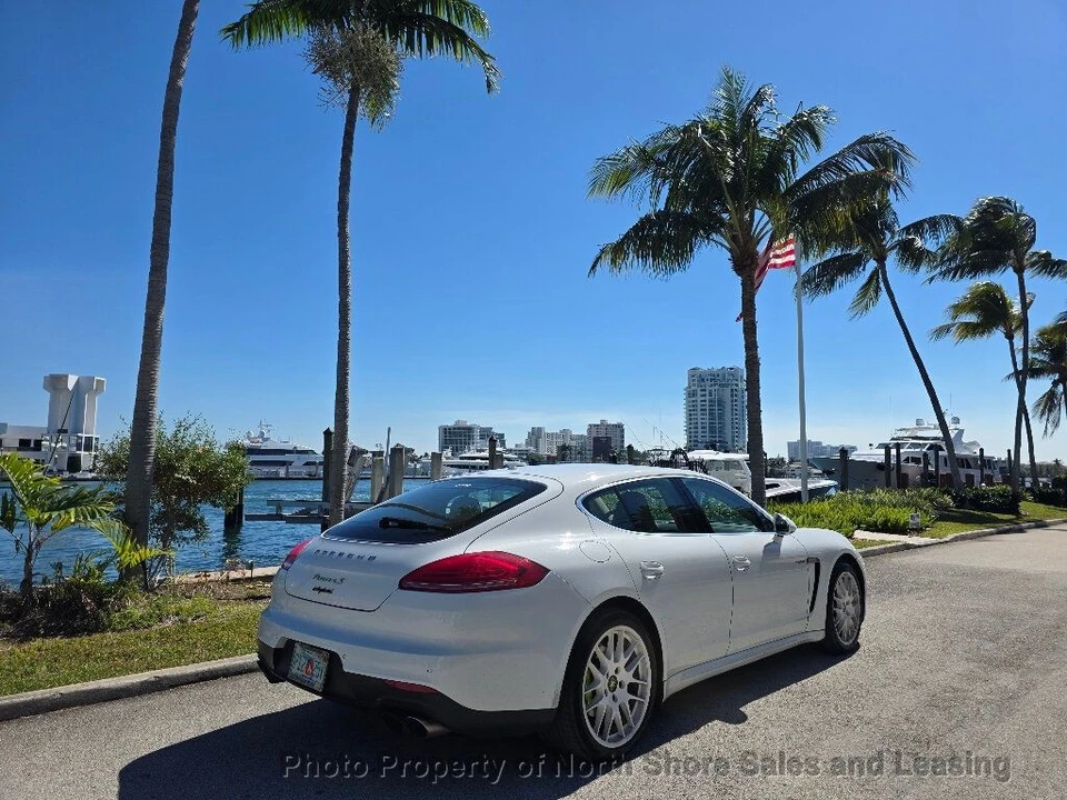 2015 Porsche Panamera - Image 4 of 12