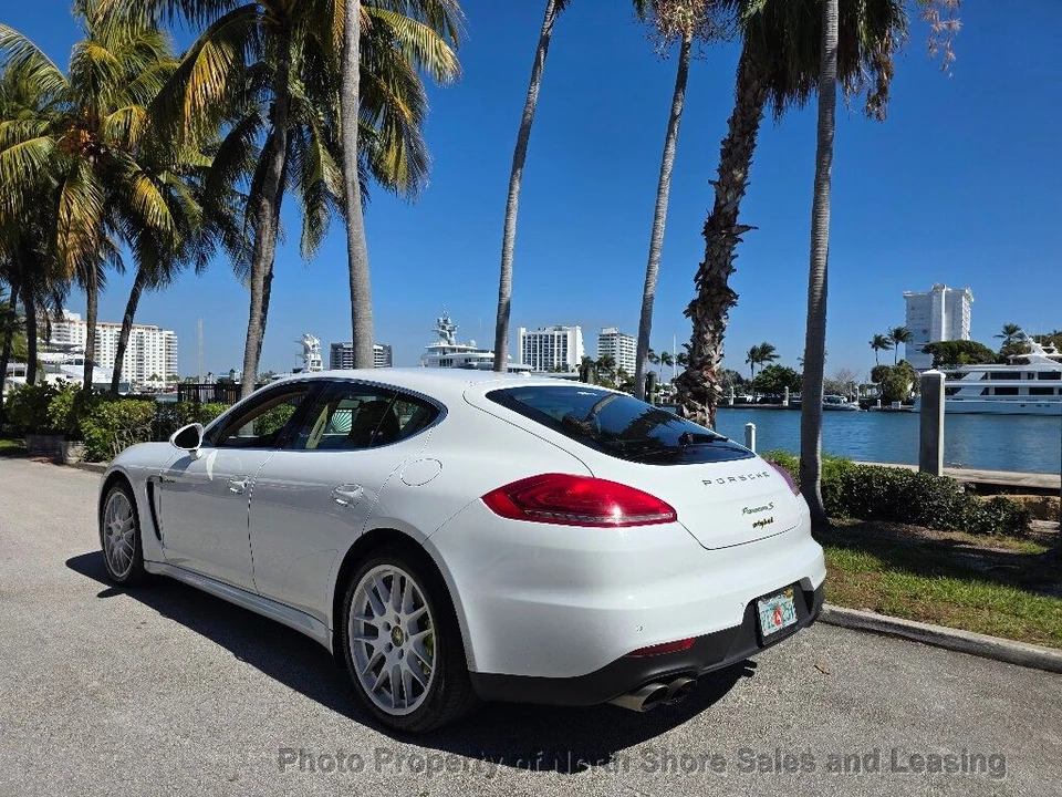 2015 Porsche Panamera - Image 5 of 12