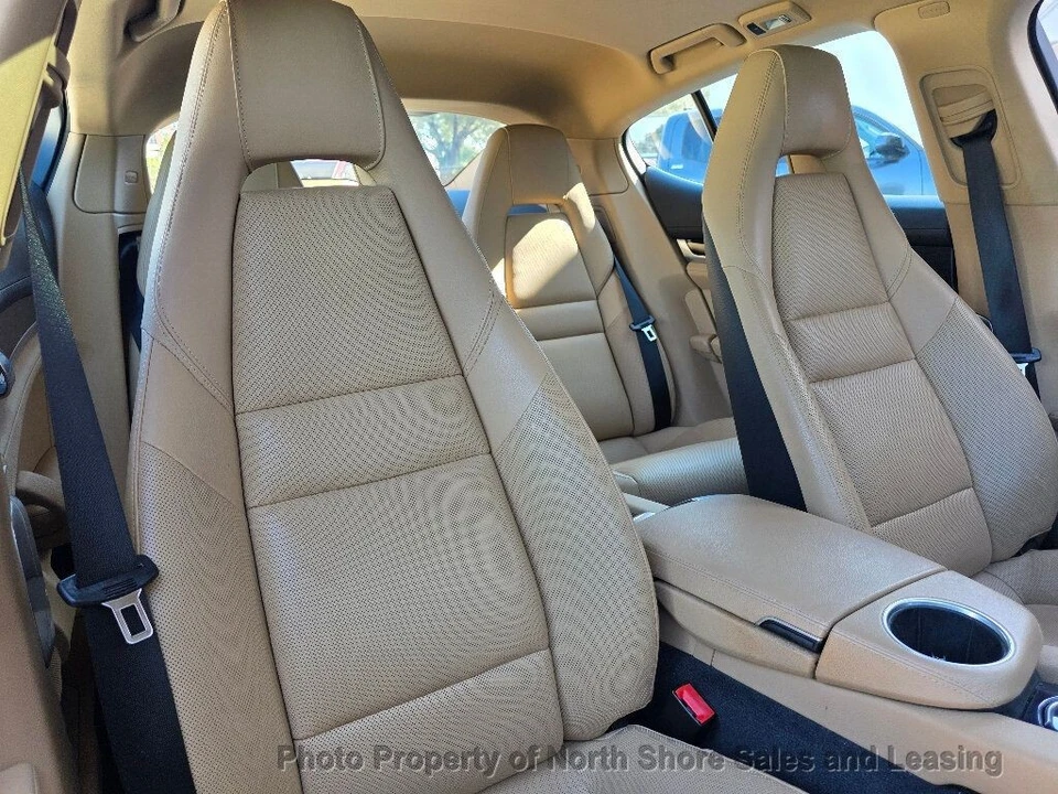 2015 Porsche Panamera - Image 10 of 12