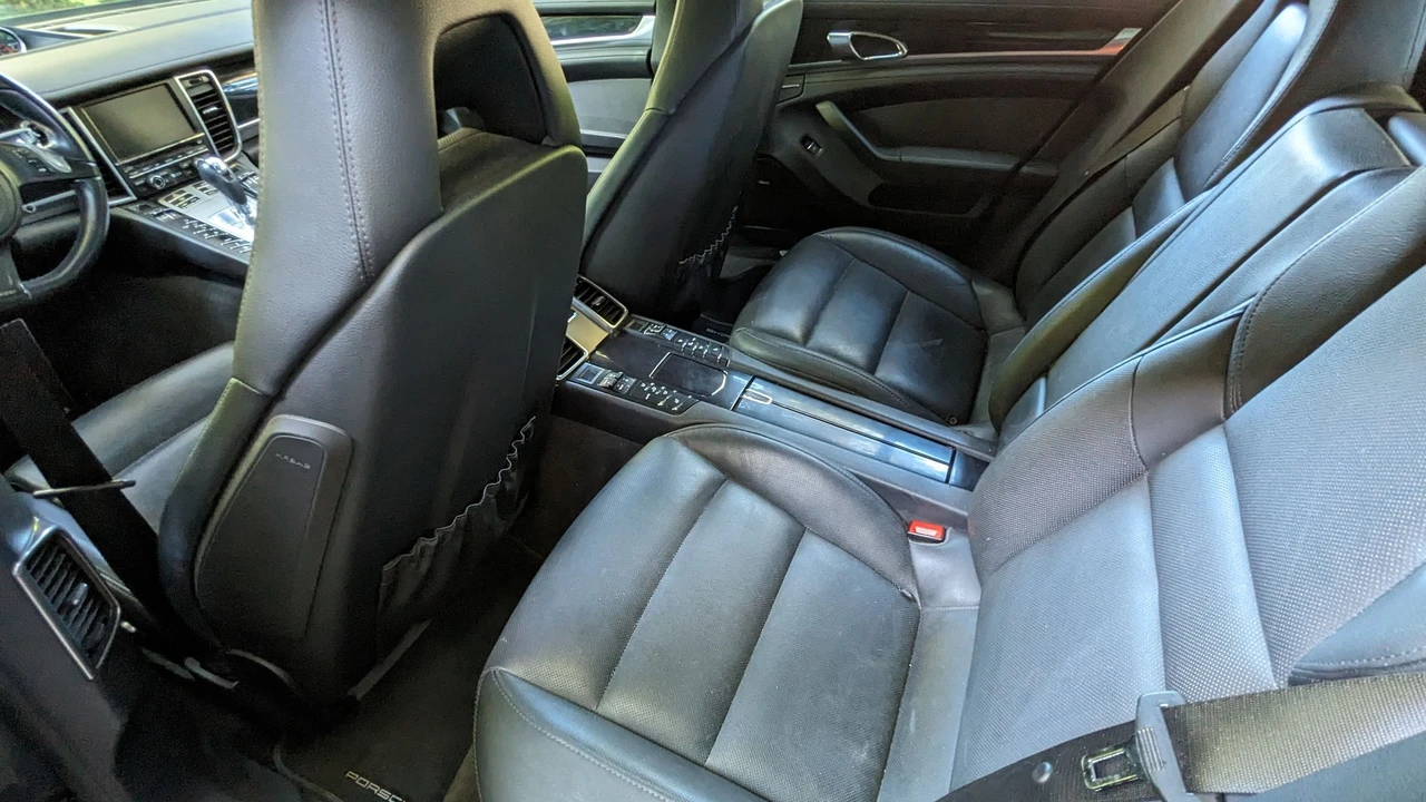 2015 Porsche 970 Panamera - Image 14 of 19