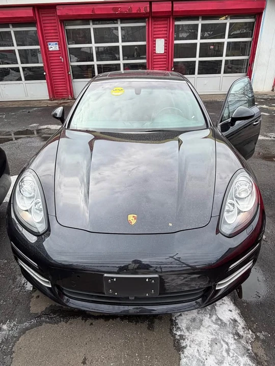 2015 Porsche 970 Panamera - Image 8 of 10