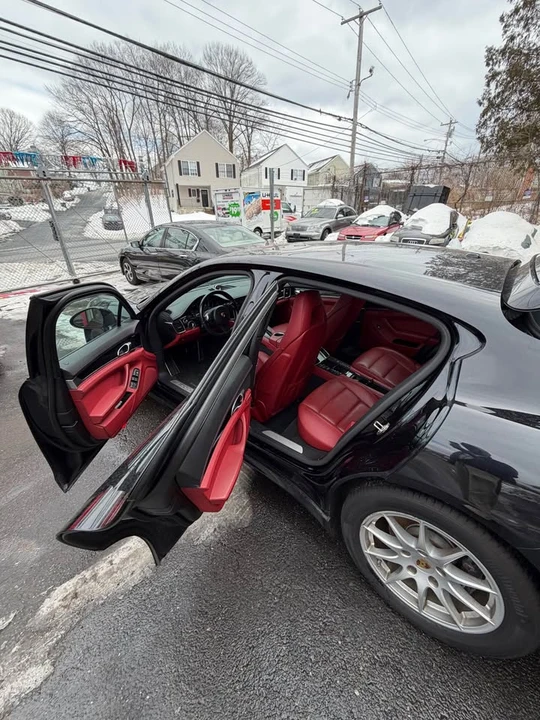 2015 Porsche 970 Panamera - Image 4 of 10