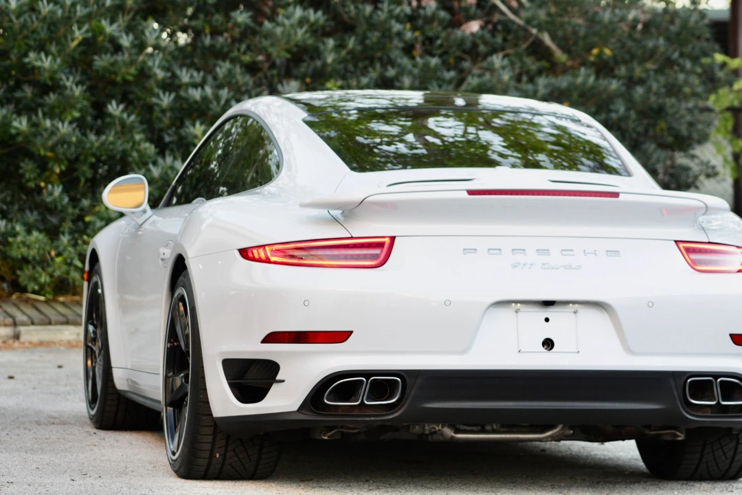 2015 Porsche 991 Turbo - Image 6 of 31