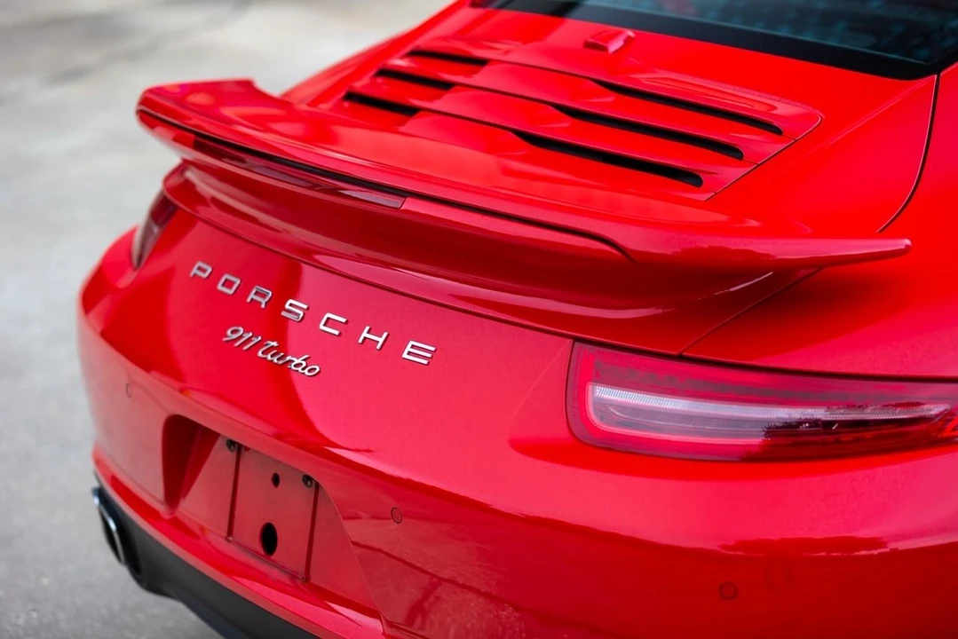 2015 Porsche 991 Turbo - Image 6 of 16