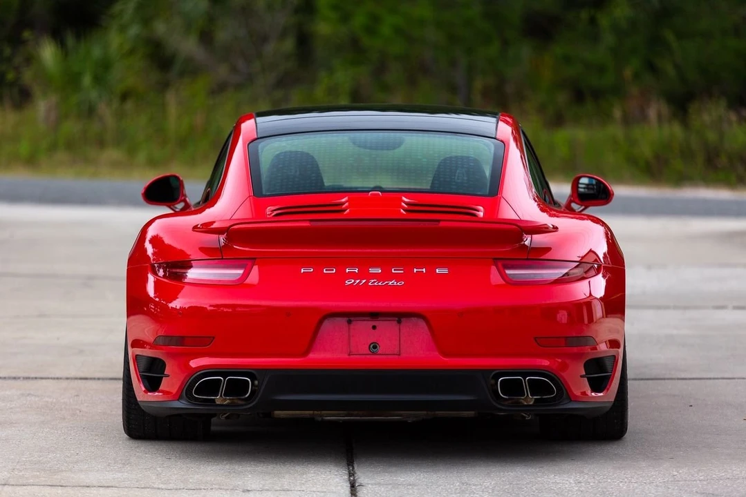 2015 Porsche 991 Turbo - Image 7 of 16