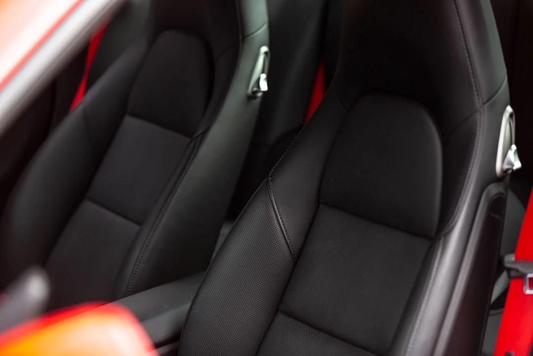 2015 Porsche 991 Turbo - Image 11 of 16