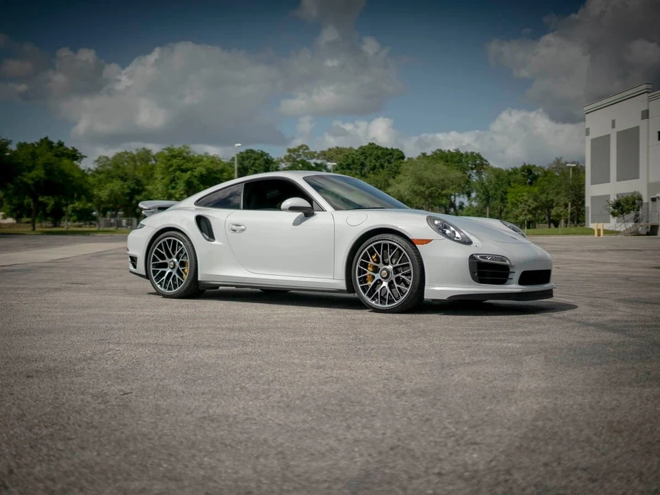 2015 Porsche 991 Turbo S - Image 5 of 19