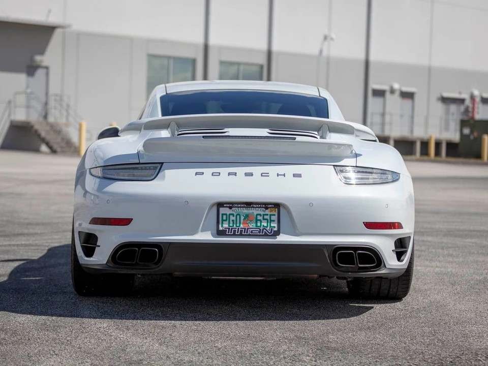2015 Porsche 991 Turbo S - Image 7 of 19
