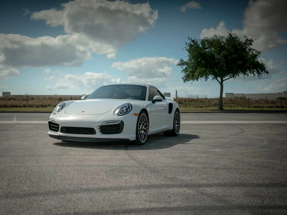 2015 Porsche 991 Turbo S - Image 10 of 19