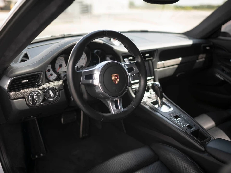 2015 Porsche 991 Turbo S - Image 13 of 19