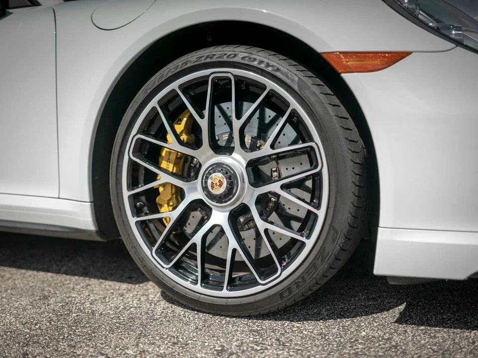 2015 Porsche 991 Turbo S - Image 15 of 19