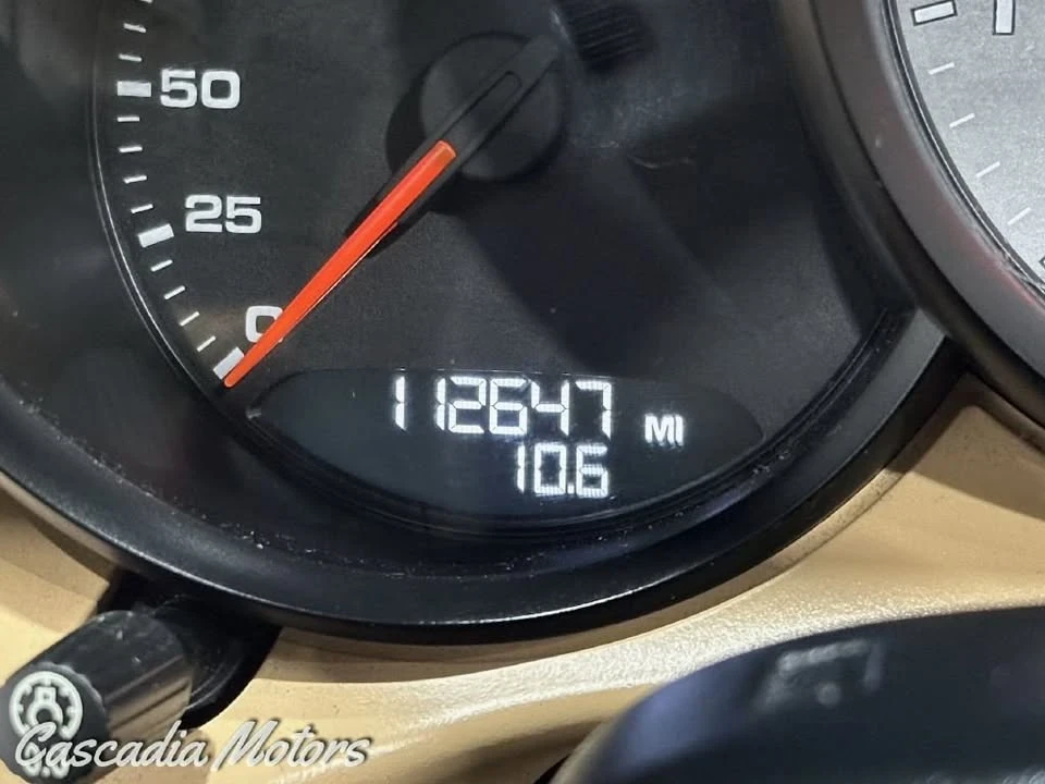 2015 Porsche 981 Boxster - Image 16 of 20