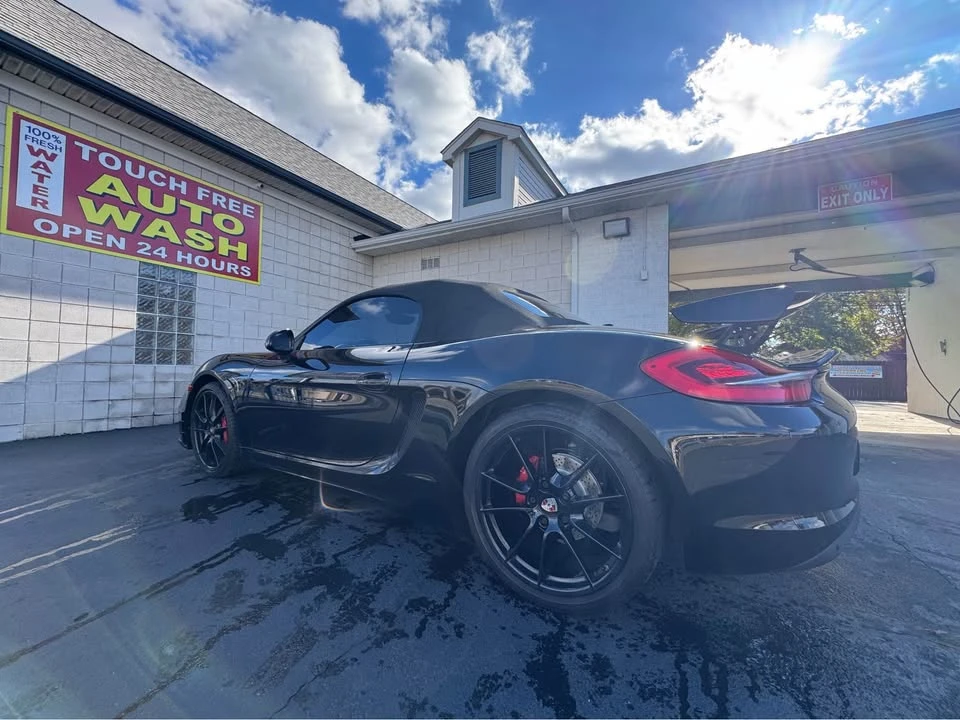 2015 Porsche 981 Boxster - Image 8 of 15