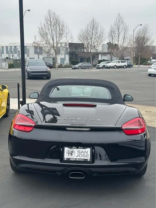 2015 Porsche 981 Boxster - Image 2 of 16