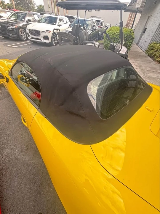 2015 Porsche 981 Boxster - Image 10 of 17