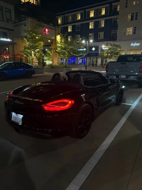 2015 Porsche 981 Boxster - Image 8 of 12
