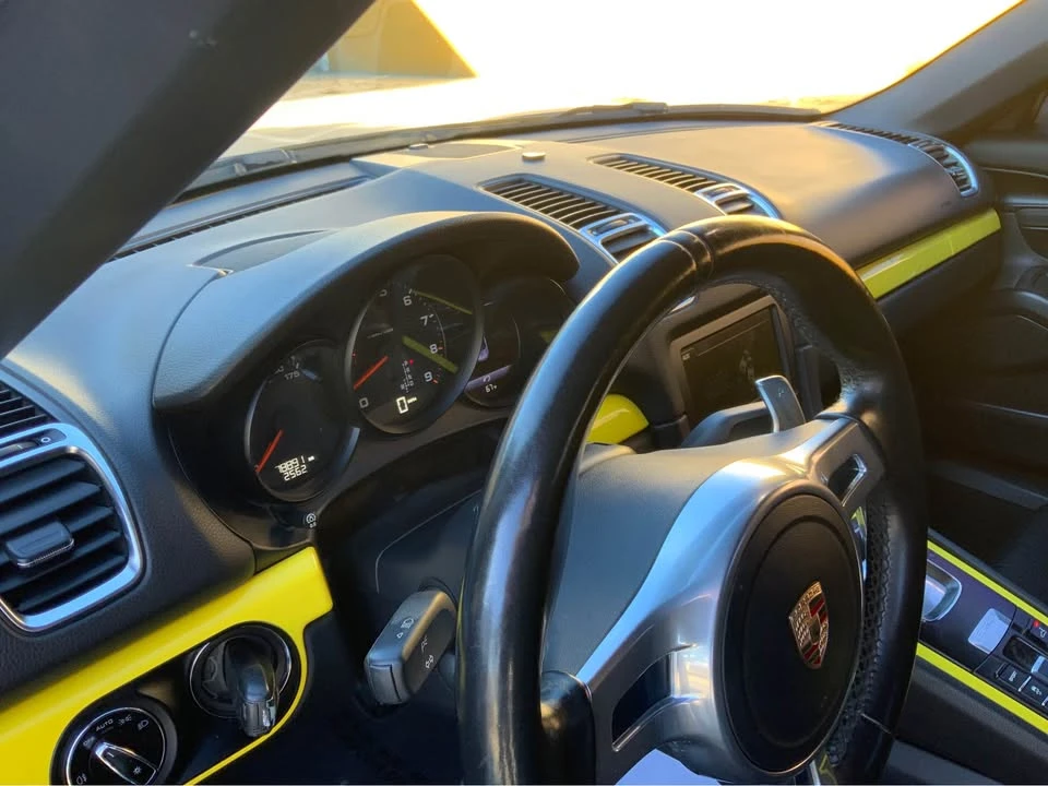 2015 Porsche 981 Boxster - Image 9 of 10