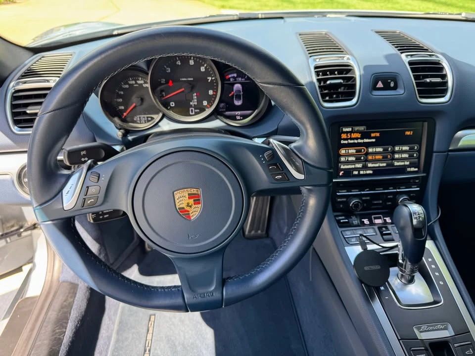 2015 Porsche 981 Boxster - Image 11 of 20