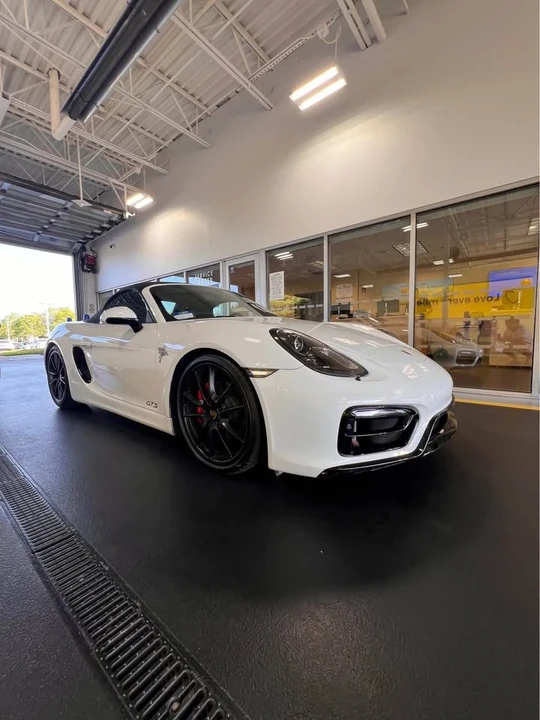 2015 Porsche 981 Boxster GTS - Image 8 of 10