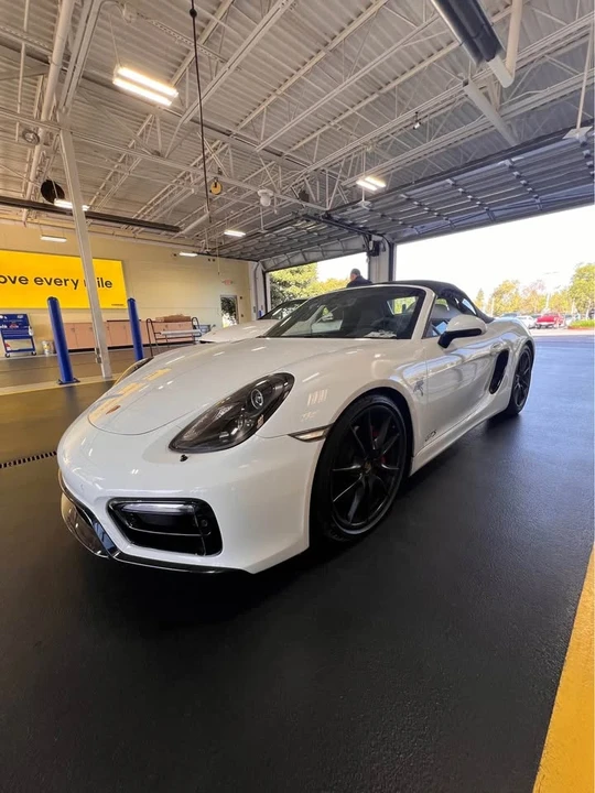 2015 Porsche 981 Boxster GTS - Image 9 of 10