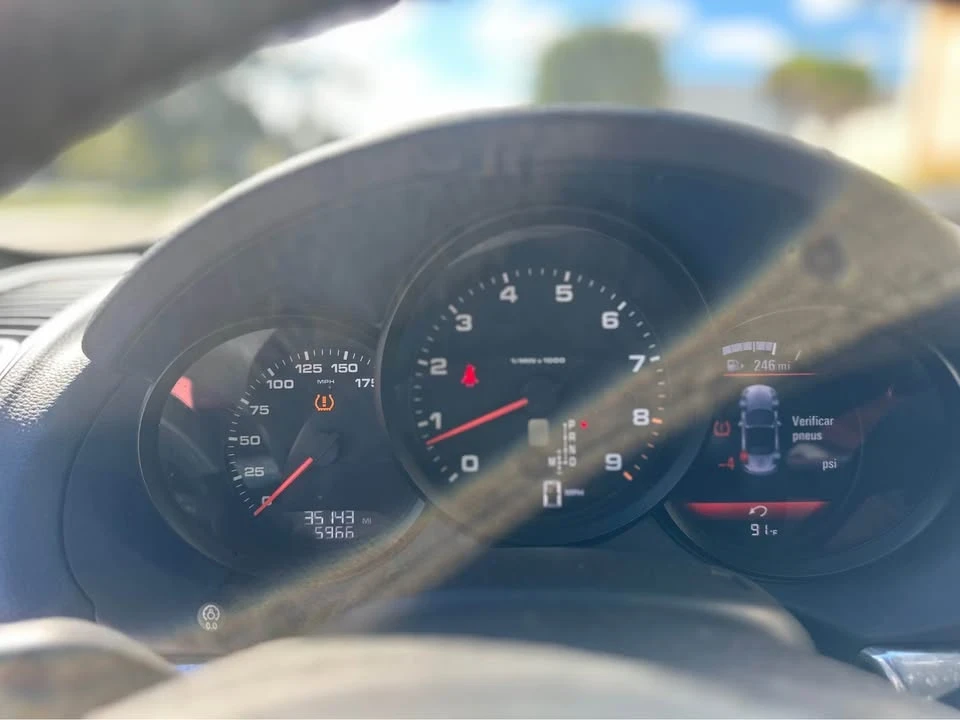 2015 Porsche 981 Boxster - Image 8 of 9