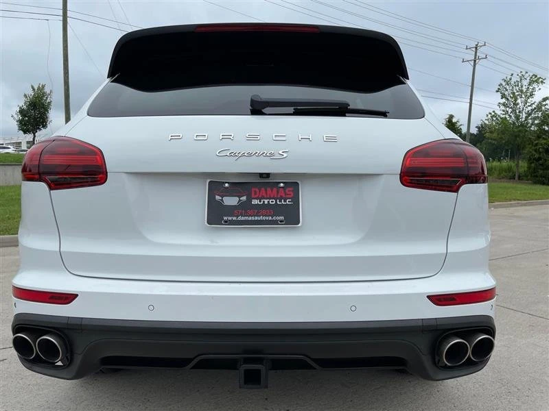 2015 Porsche 958 Cayenne - Image 6 of 19
