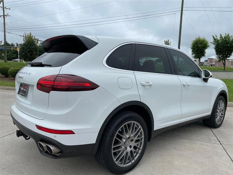 2015 Porsche 958 Cayenne - Image 7 of 19
