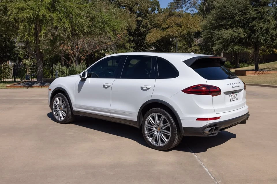 2015 Porsche 958 Cayenne - Image 7 of 21