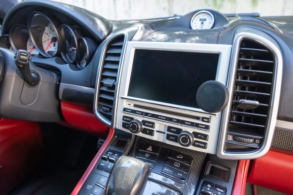 2015 Porsche 958 Cayenne - Image 19 of 21