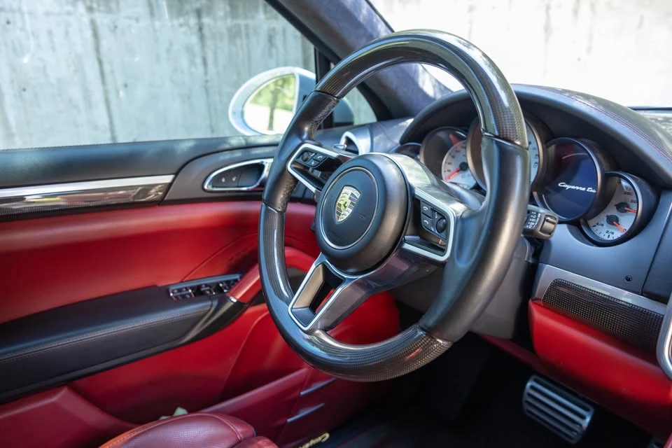 2015 Porsche 958 Cayenne - Image 18 of 21