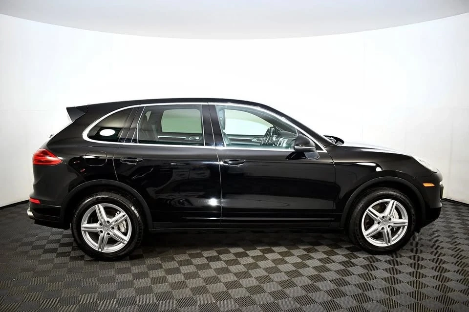 2015 Porsche 958 Cayenne - Image 6 of 20