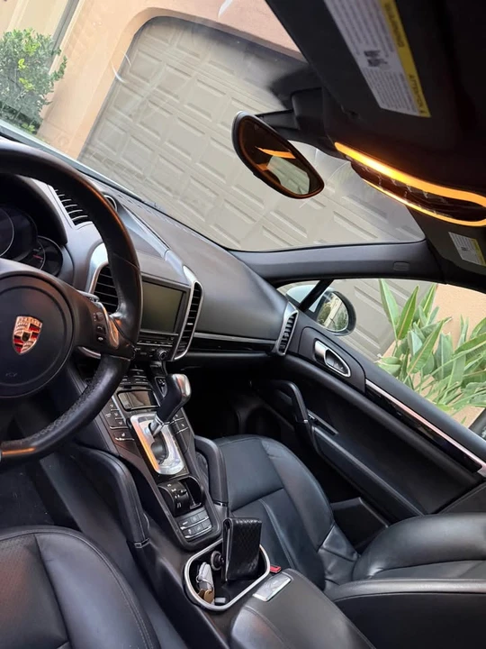 2015 Porsche 958 Cayenne - Image 15 of 19